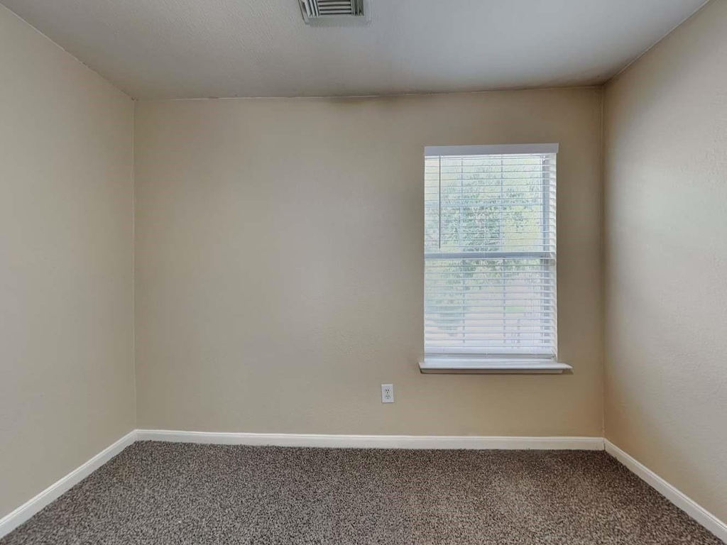 13742 Clarks Fork Drive - Photo 7