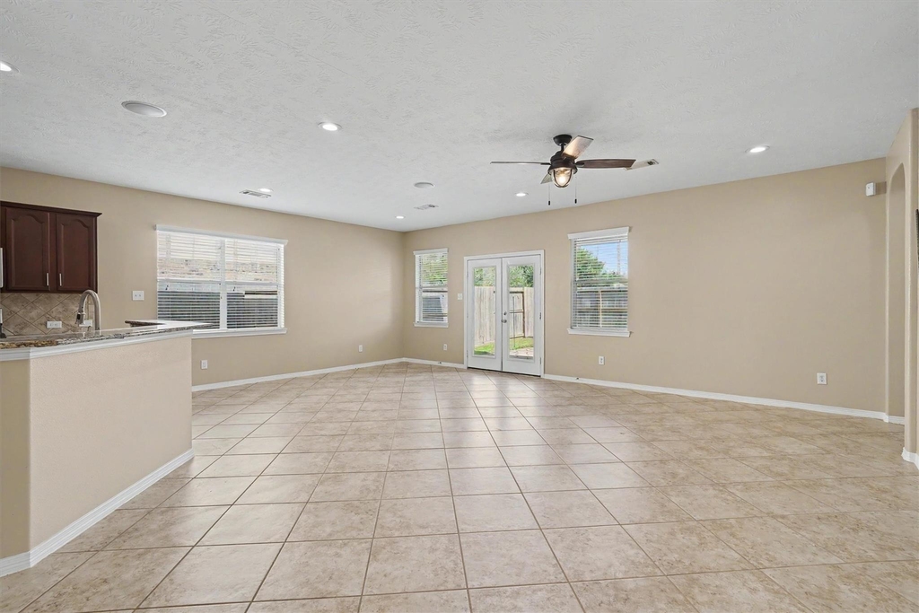 2875 Torano Circle - Photo 5
