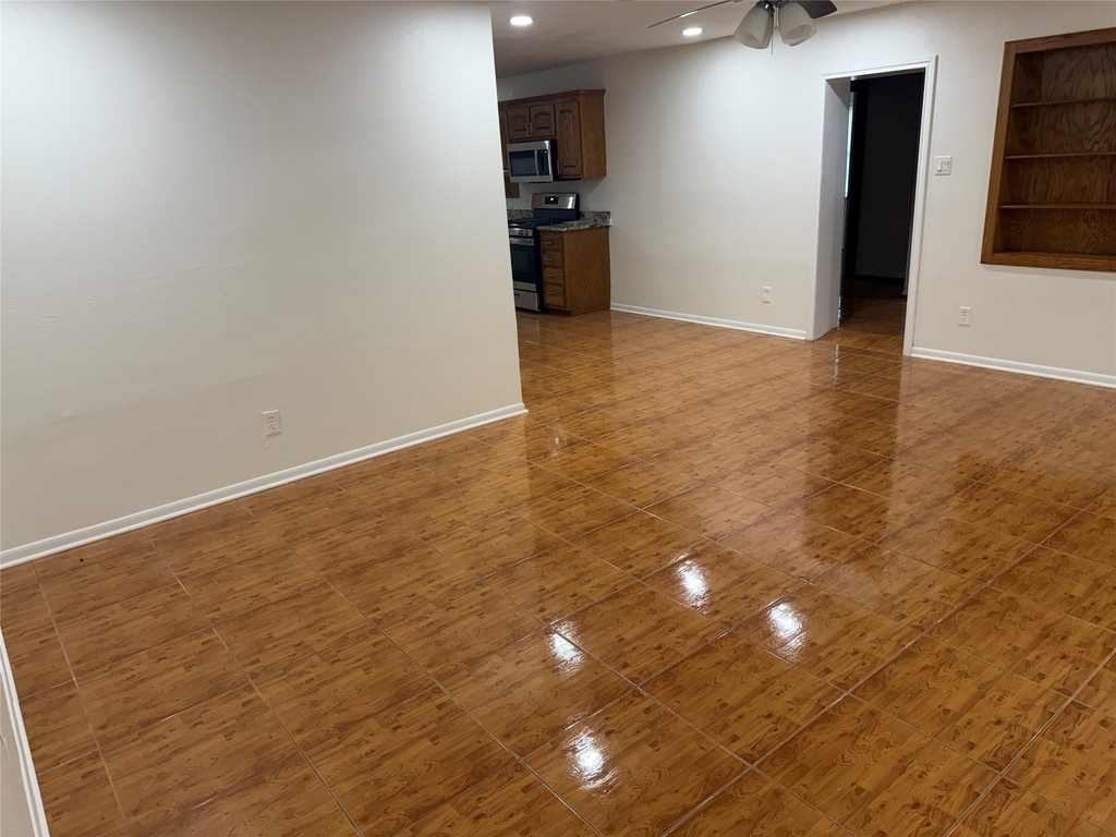 1309 Velma Street - Photo 3
