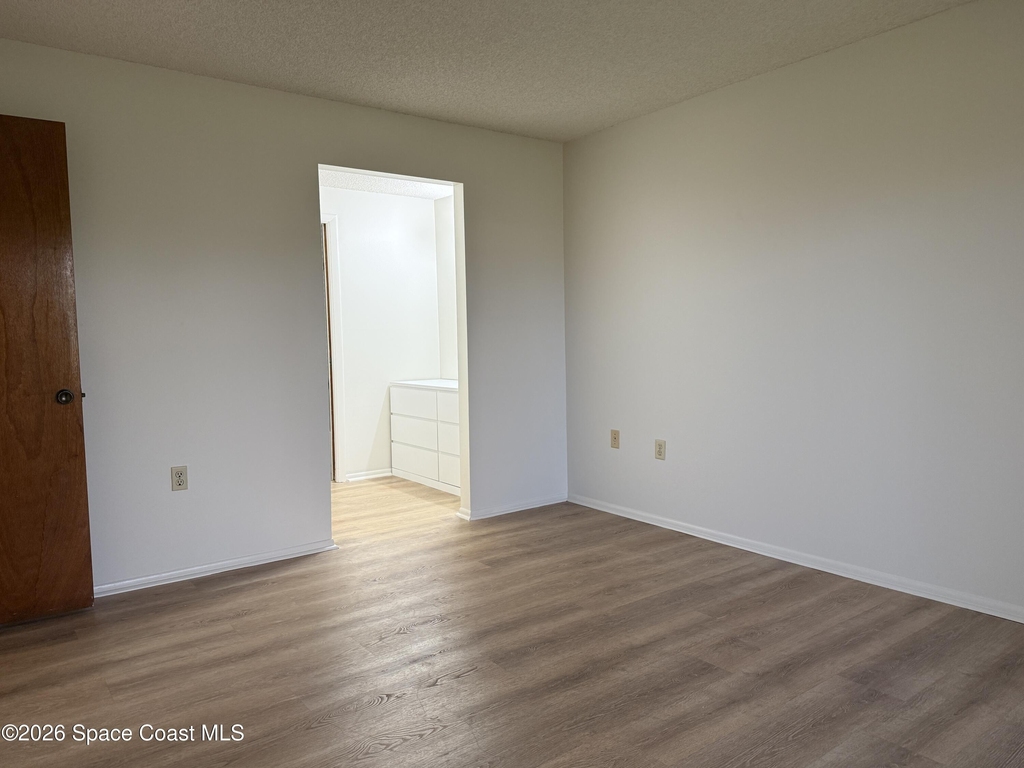 3755 S Hopkins Avenue - Photo 15