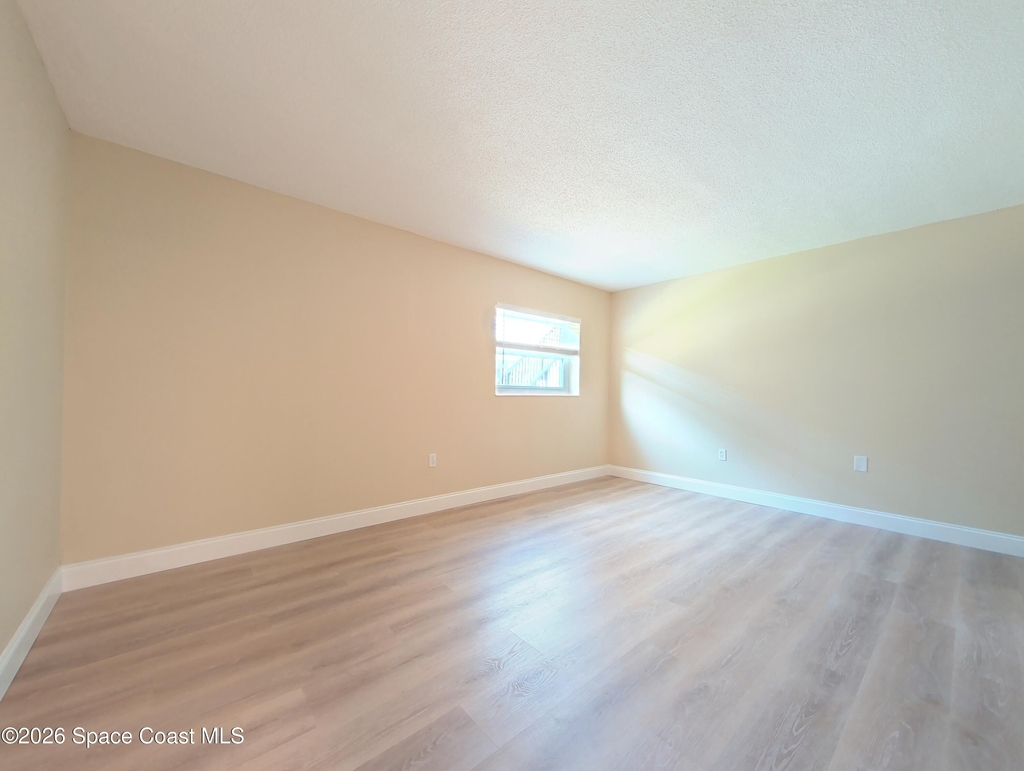 190 E Olmstead Drive - Photo 8