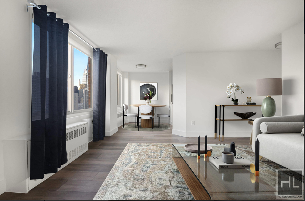 Second Avenue - Photo 2