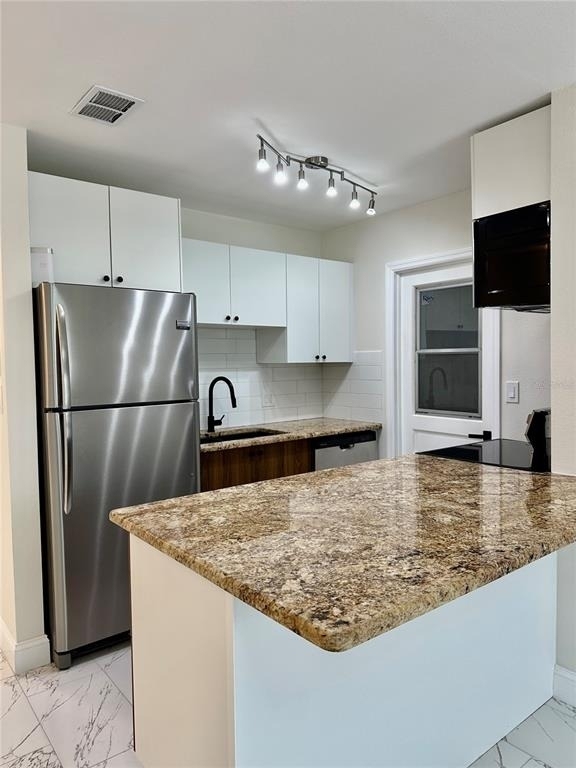 4918 Ilener Street - Photo 9