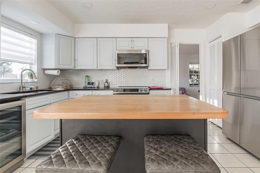 4204 Elba Place - Photo 5