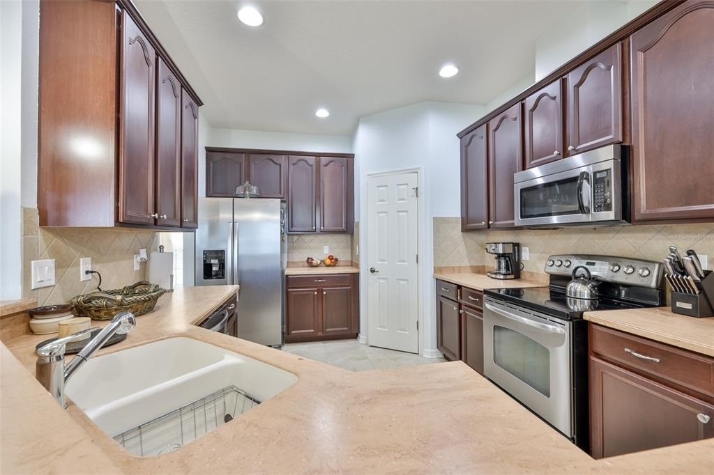 823 Seminole Sky Drive - Photo 17