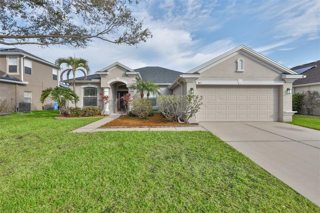823 Seminole Sky Drive - Photo 0