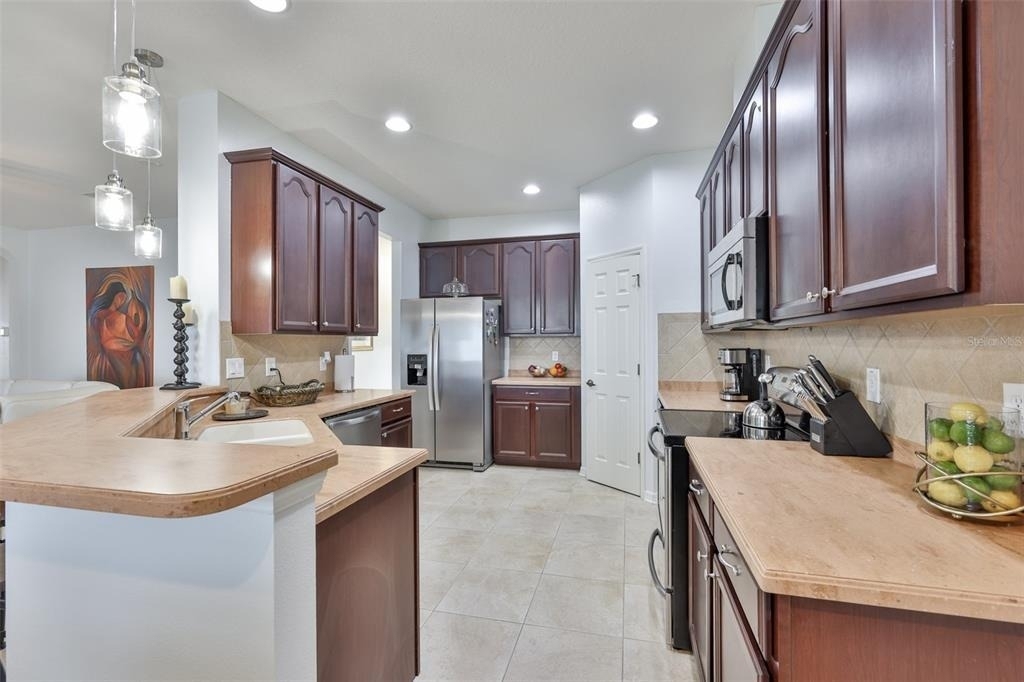 823 Seminole Sky Drive - Photo 2