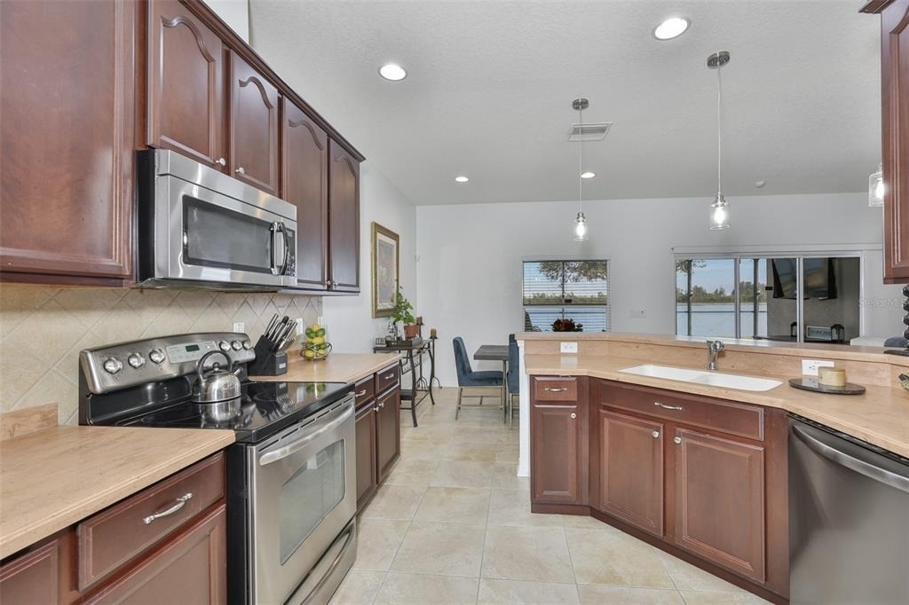 823 Seminole Sky Drive - Photo 16