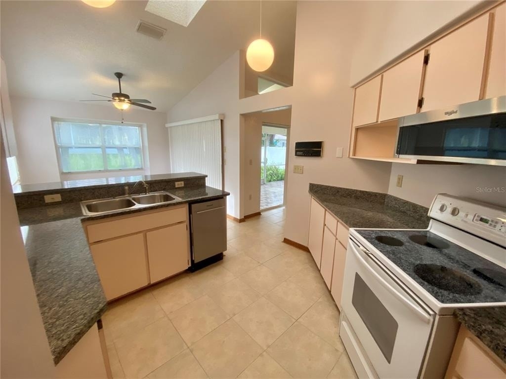 8201 Rhanbuoy Road - Photo 8