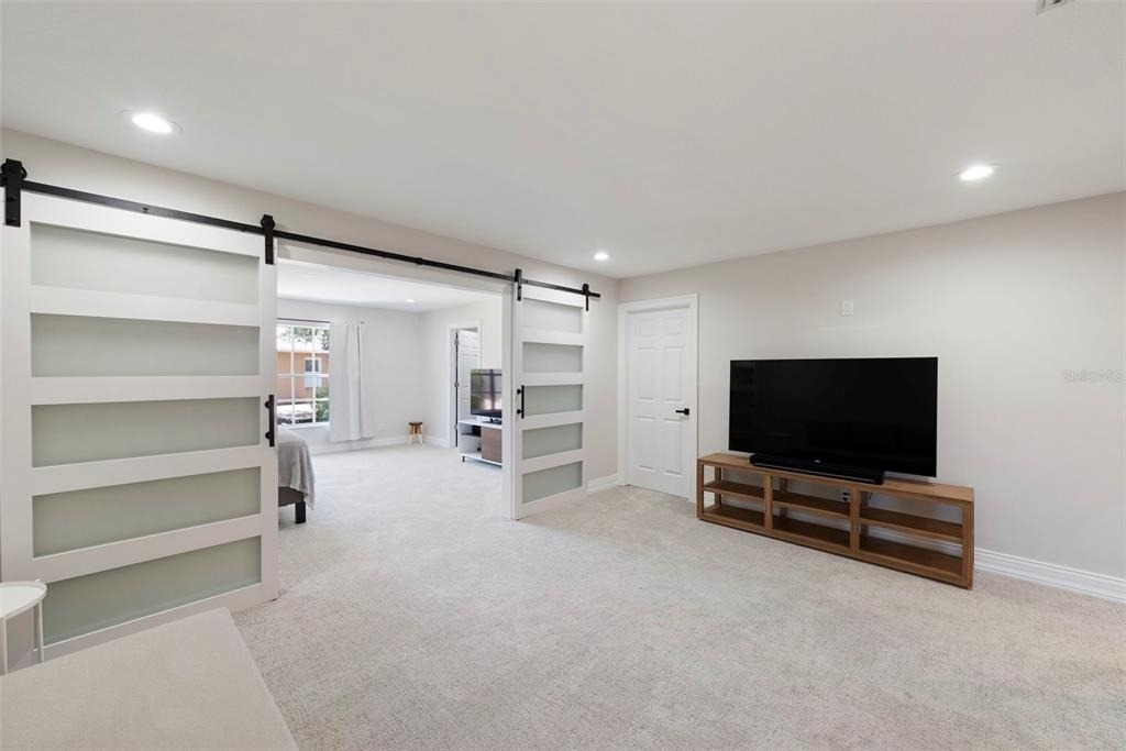2504 W Tennessee Avenue - Photo 37