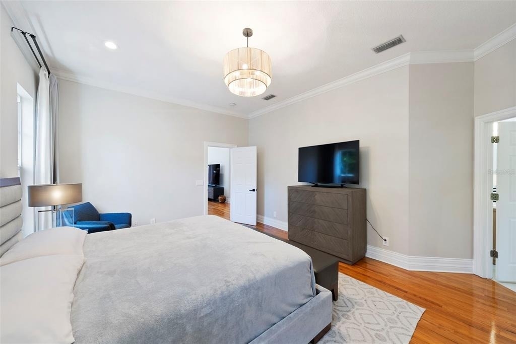2504 W Tennessee Avenue - Photo 10