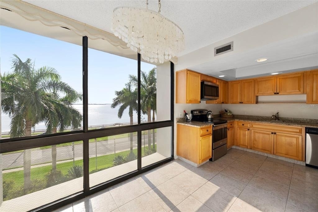 3301 Bayshore Boulevard - Photo 6