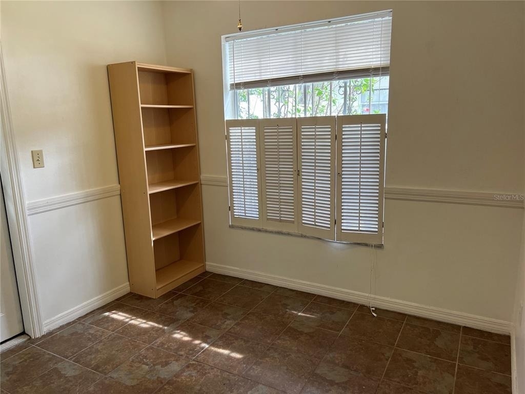 7803 N Whittier Street - Photo 7