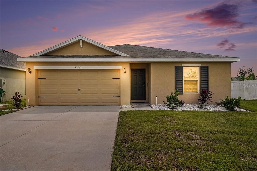 35562 Burma Reed Drive - Photo 0
