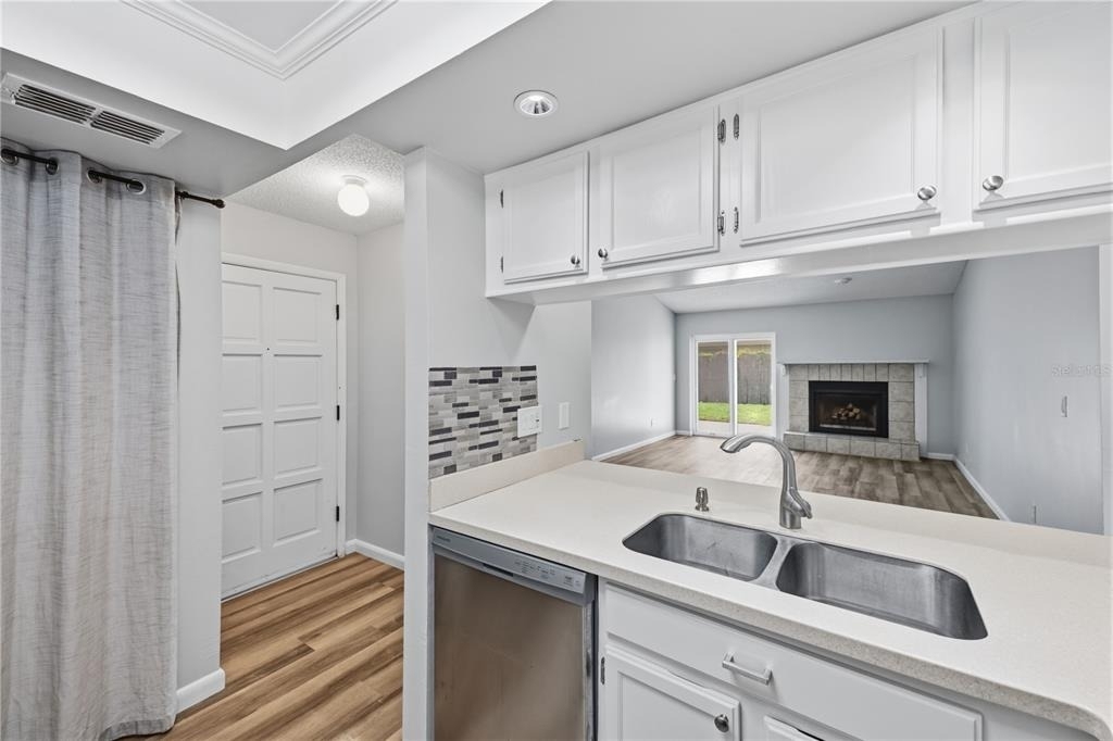 5108 Lawnton Court - Photo 4