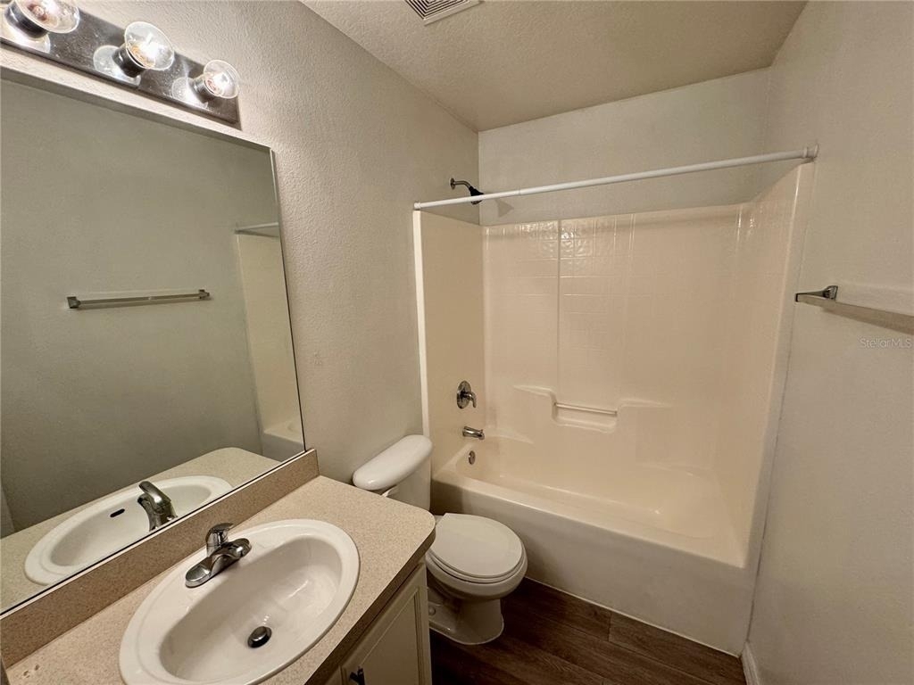 1011 Morvan Lane - Photo 1