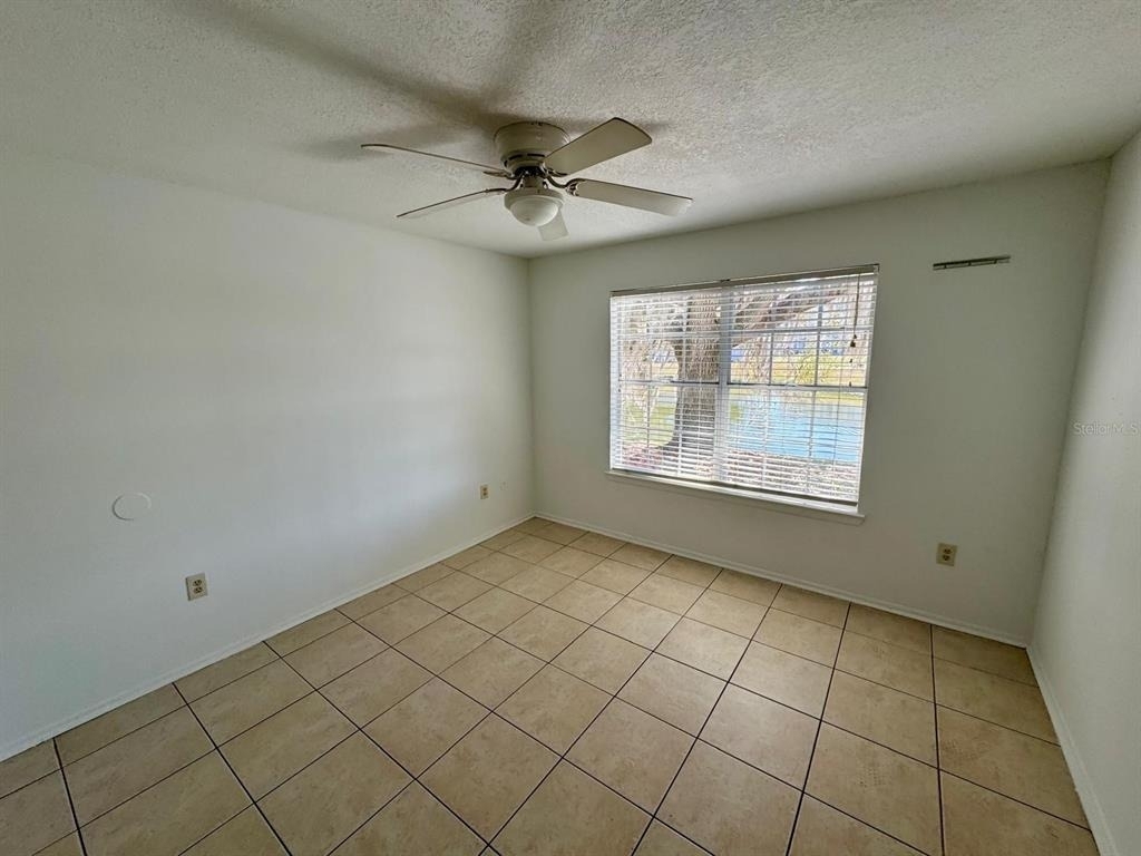 1222 Bermuda Lakes Lane - Photo 10