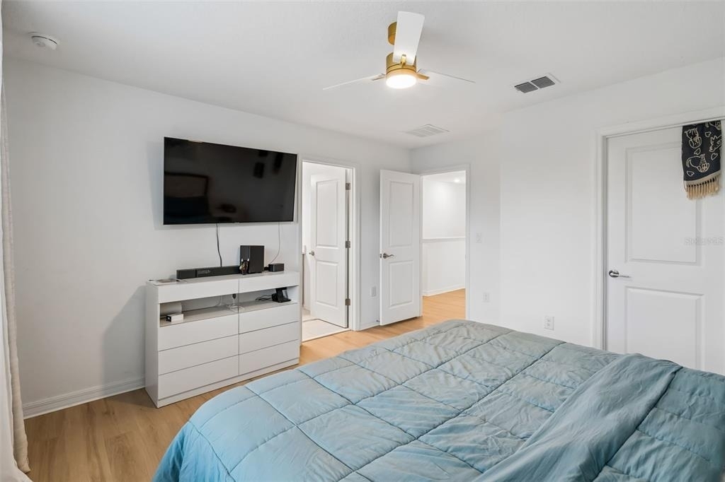 2576 Penguin Boulevard - Photo 11