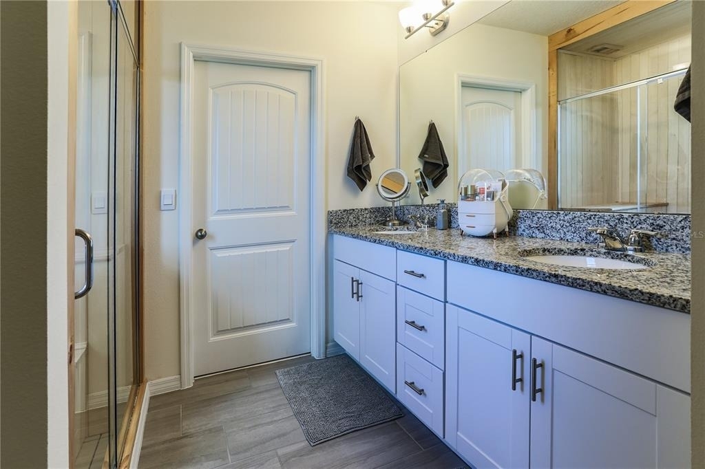 16625 Point Rock Drive - Photo 28