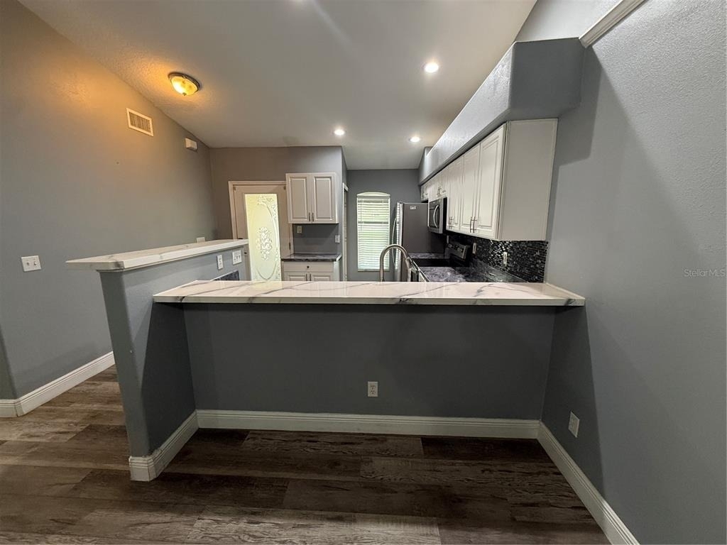 8927 Courtyard Lane - Photo 4