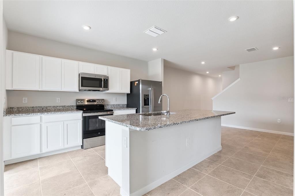 1206 Port Blue Way - Photo 7