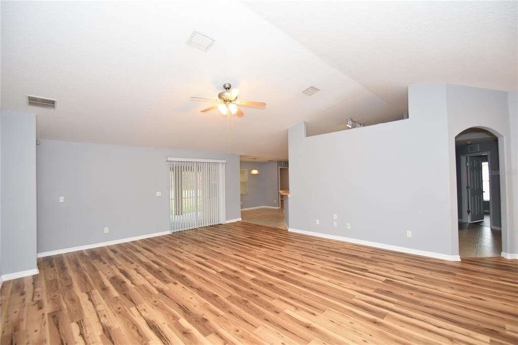 26 Roller Lane - Photo 8