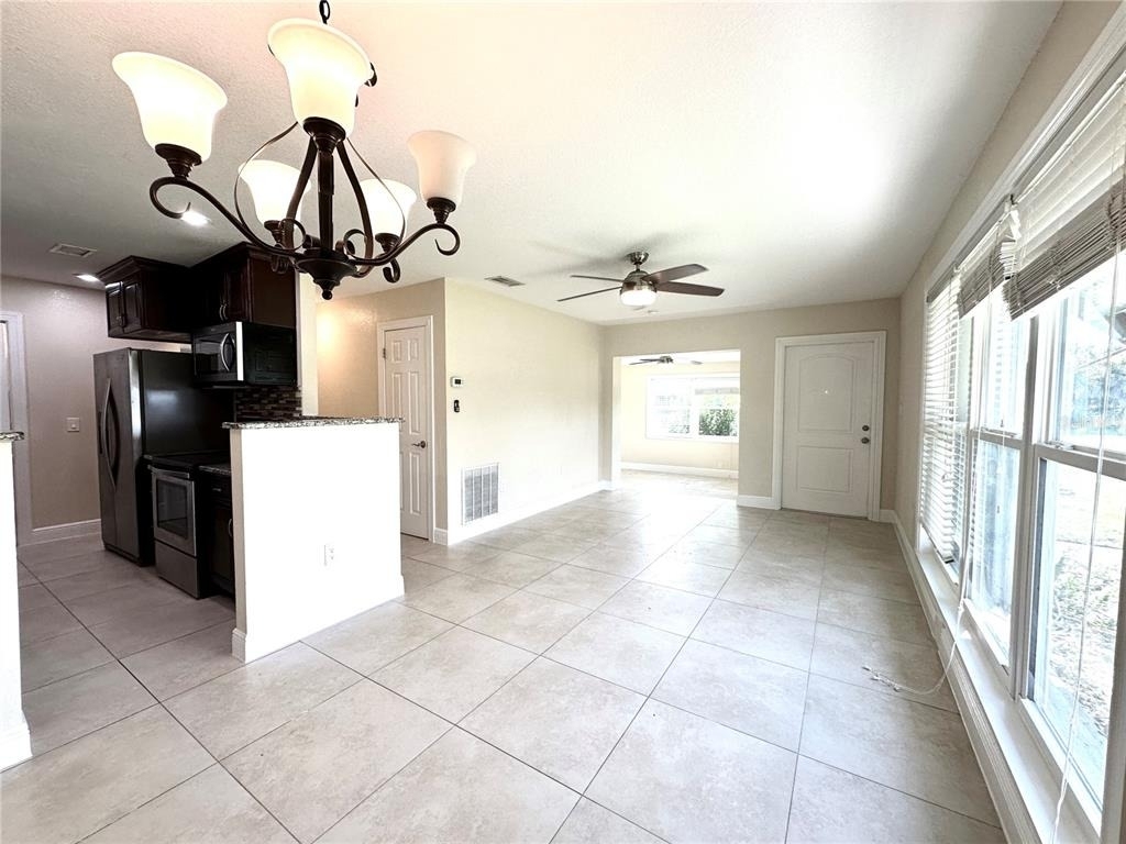 21402 Meehan Avenue - Photo 3