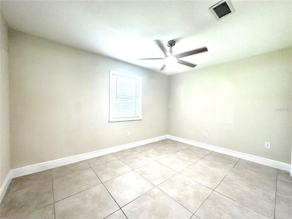 21402 Meehan Avenue - Photo 18