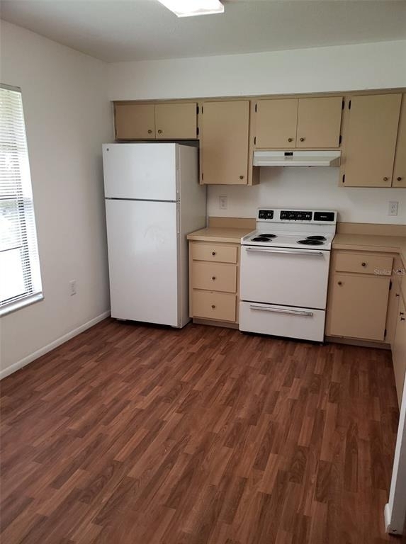 3949 Liberty Avenue - Photo 1