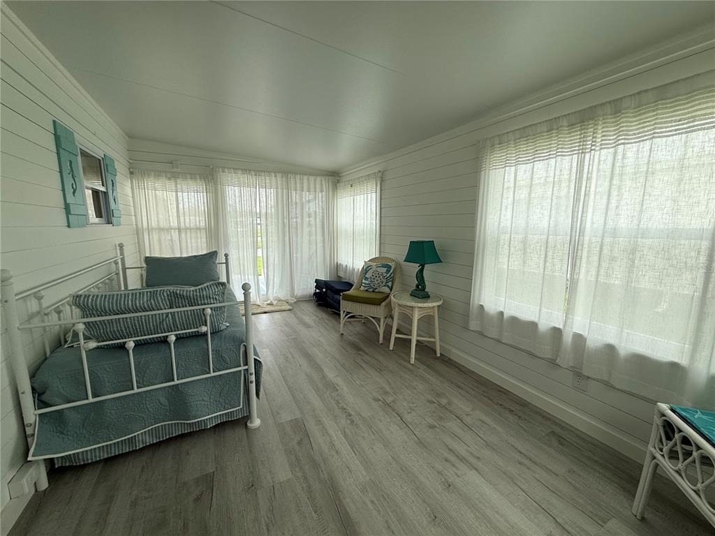 637 Los Altos - Photo 17