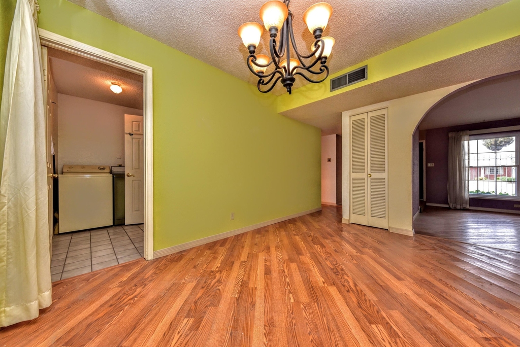 8512 Shaver Drive - Photo 19