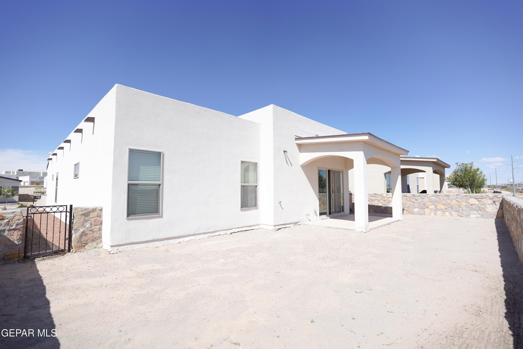 13368 Emerald Glass Drive - Photo 1