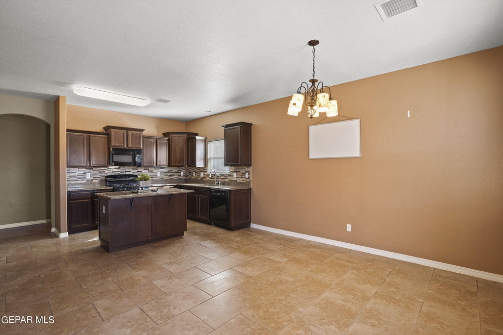 2237 Leafy Point Place - Photo 7