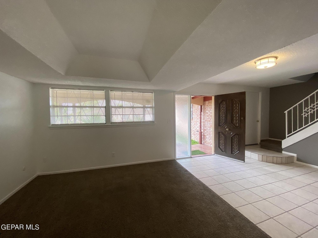 1826 Jack Nicklaus Drive - Photo 2