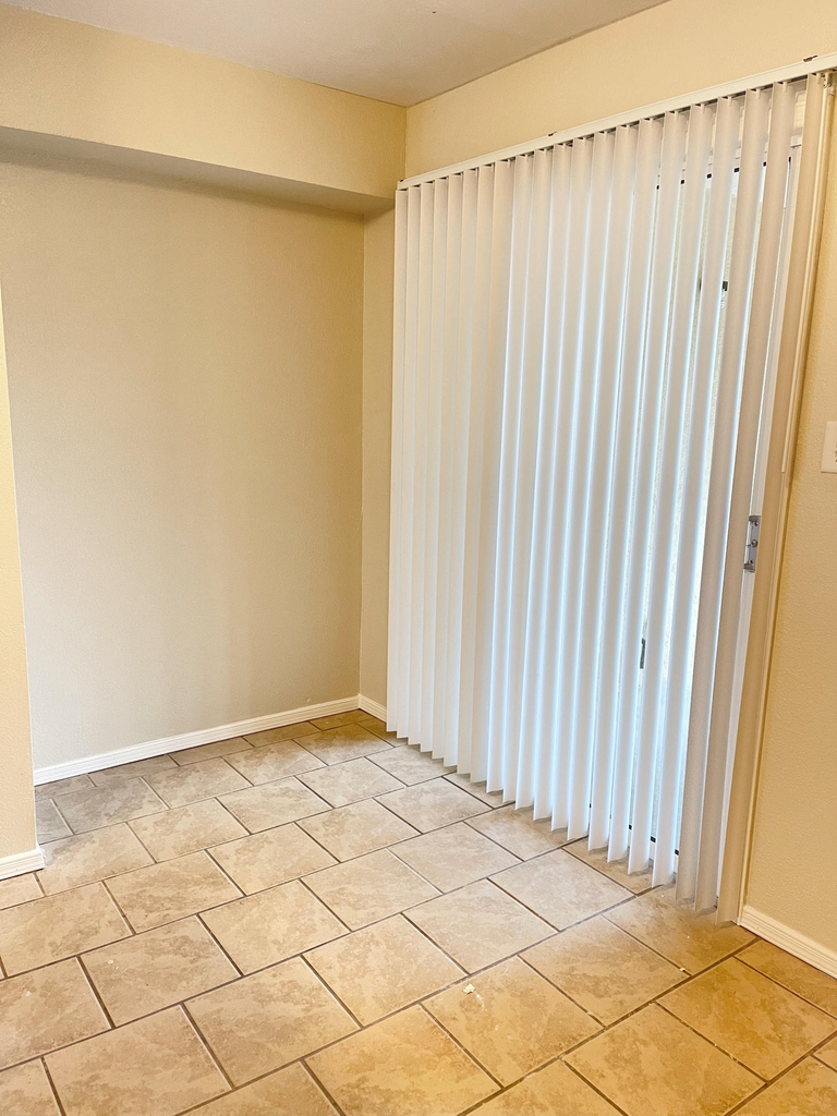4024 Moonlight Avenue - Photo 7