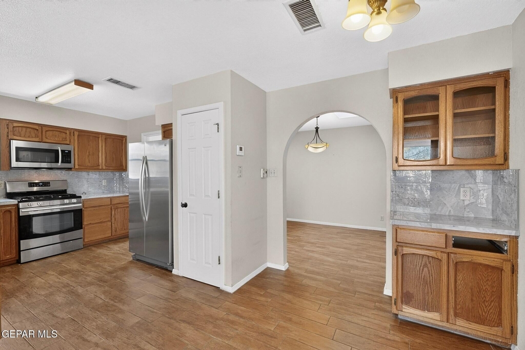 7419 Mission Viejo Drive - Photo 18