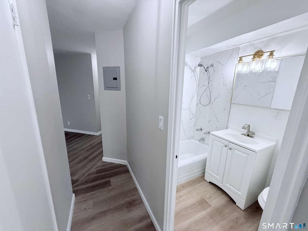 71 Strawberry Hill Avenue - Photo 18