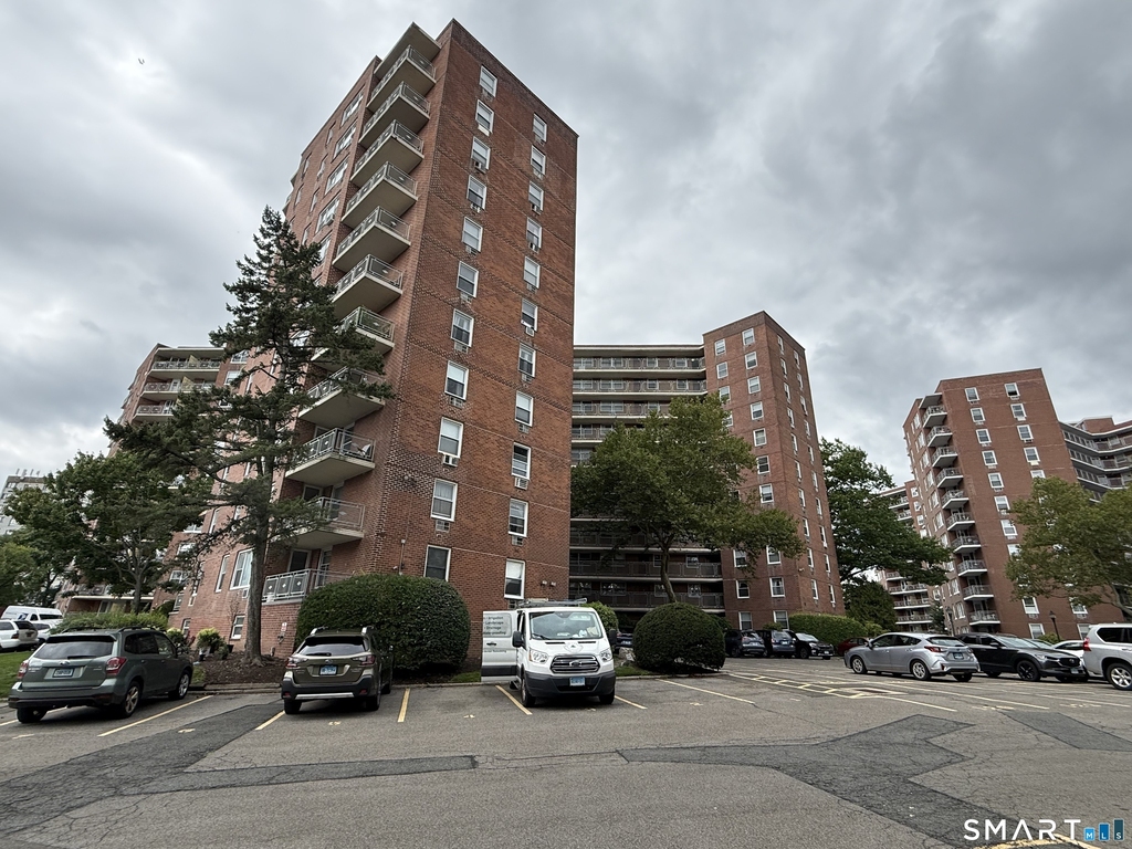 71 Strawberry Hill Avenue - Photo 29