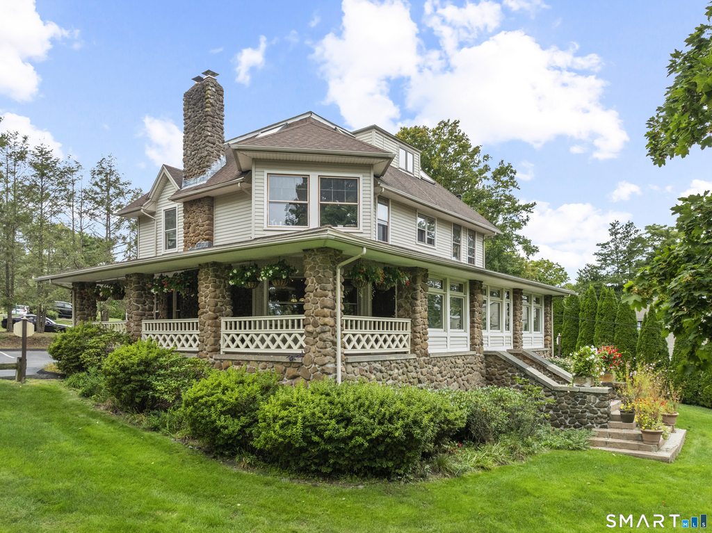 2750 Whitney Avenue - Photo 0