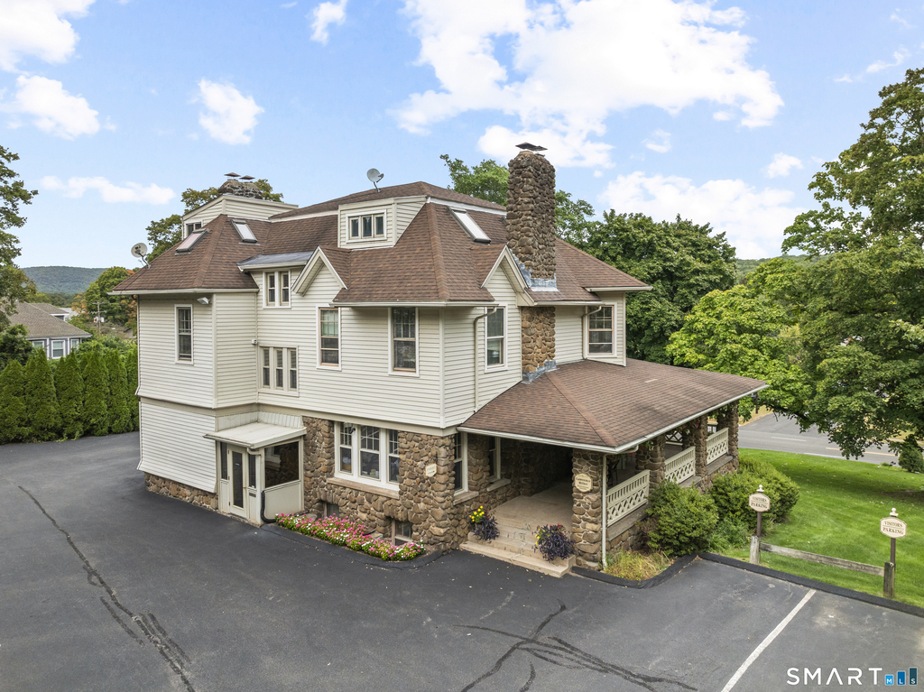 2750 Whitney Avenue - Photo 16