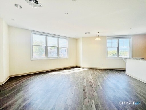 215 Stillwater Avenue - Photo 5