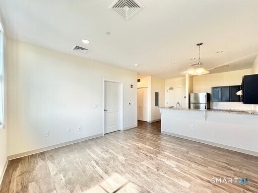 215 Stillwater Avenue - Photo 4