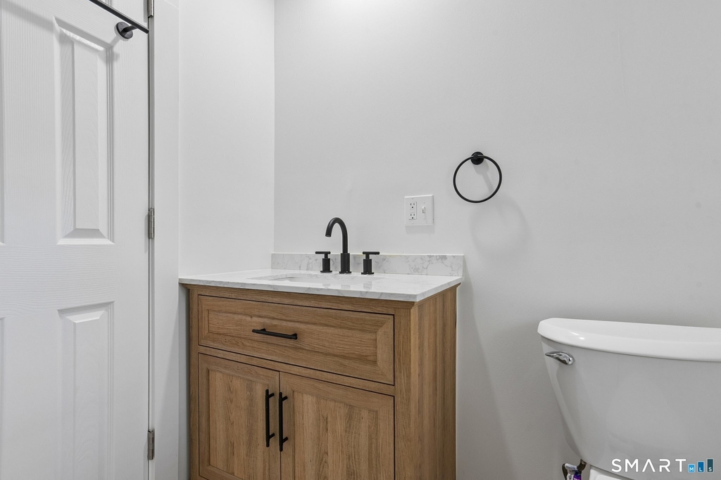 39 Grand Street - Photo 12