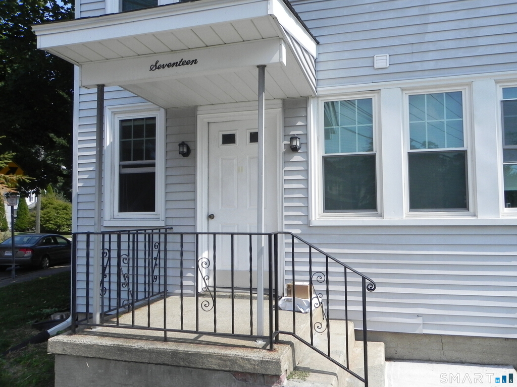 17 Thames Street - Photo 1