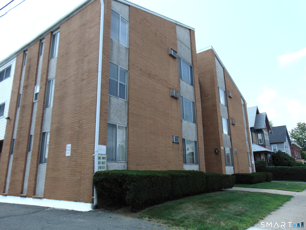 87 Meadow Street - Photo 0