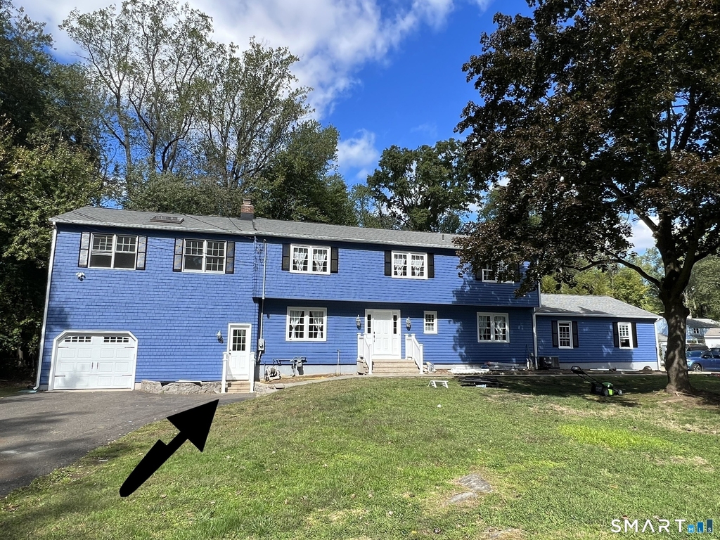 7 Colony Road - Photo 0