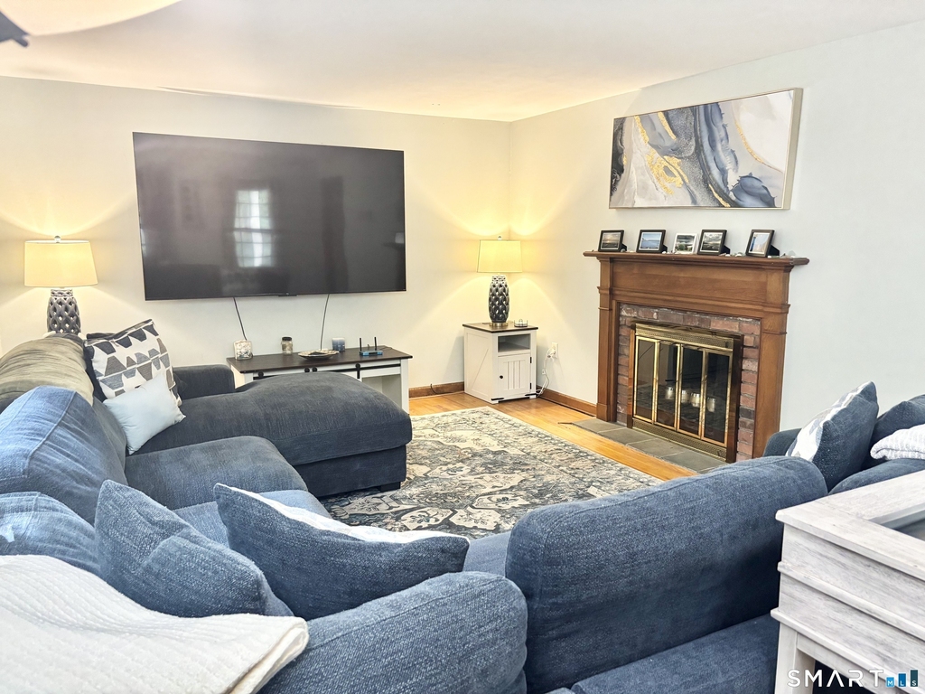 2 Oakridge Drive - Photo 2