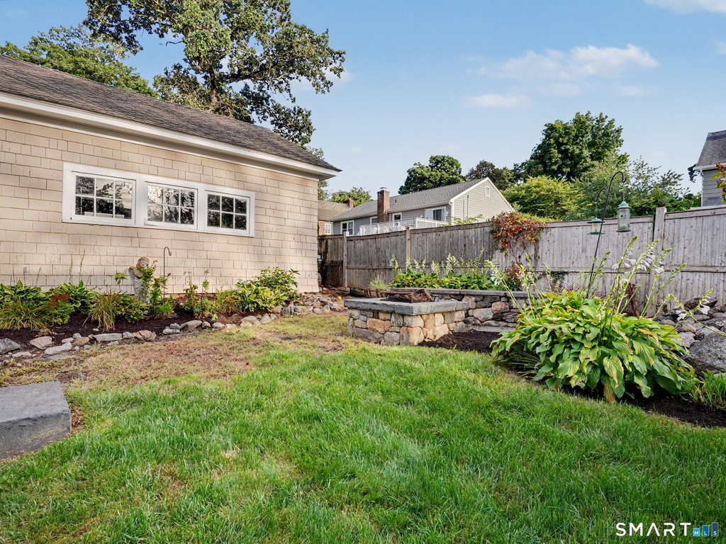 14 Roosevelt Street - Photo 36