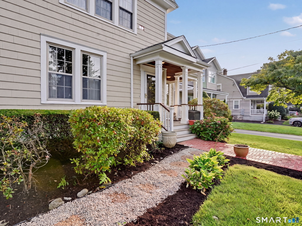 14 Roosevelt Street - Photo 1