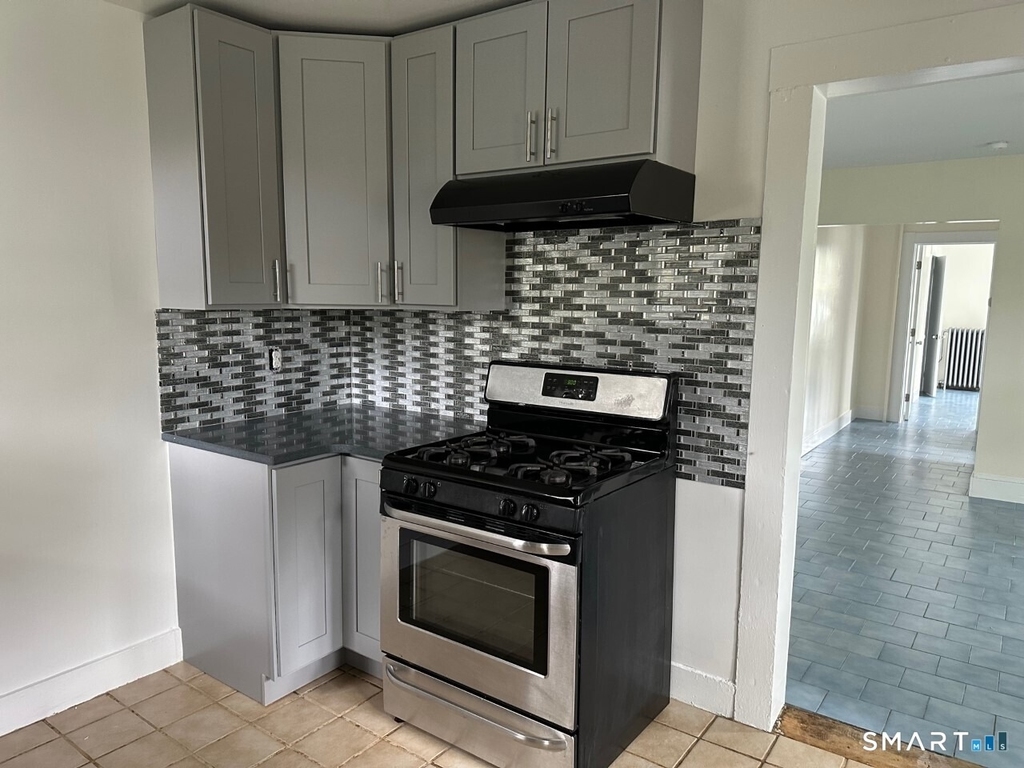 218 Main Street - Photo 3
